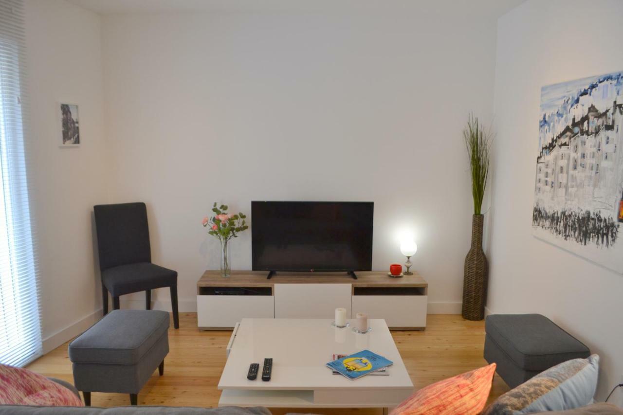 Tp Bombarda 5, Lisbon Deluxe Apartment Exterior photo