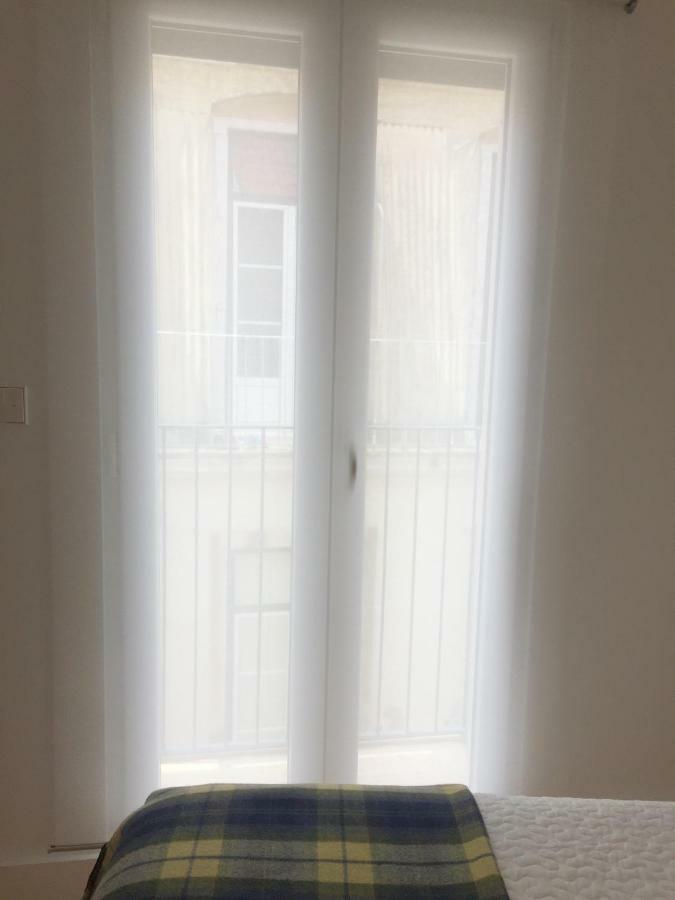 Tp Bombarda 5, Lisbon Deluxe Apartment Exterior photo